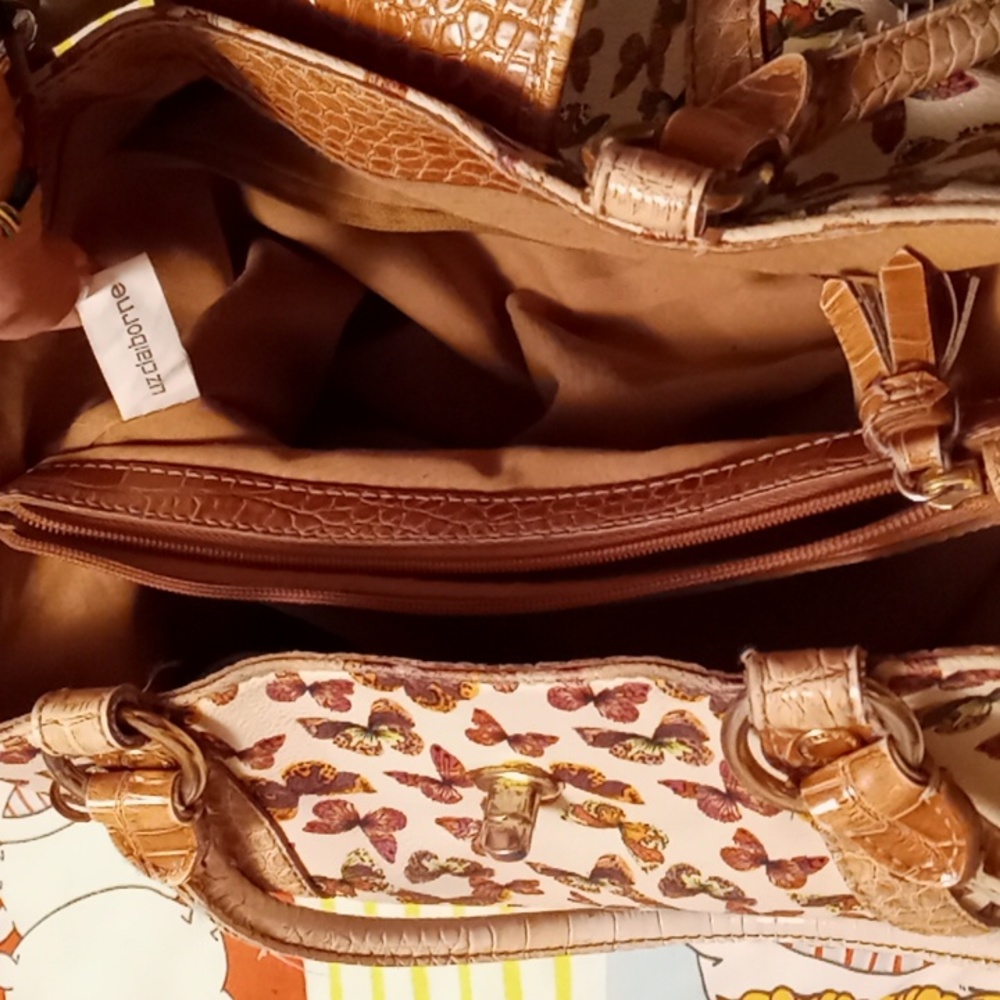 Liz Claiborne, Big & Roomy,Butterfly Purse with Butterscotch Reptilian-Like Trim - Picture 11 of 15